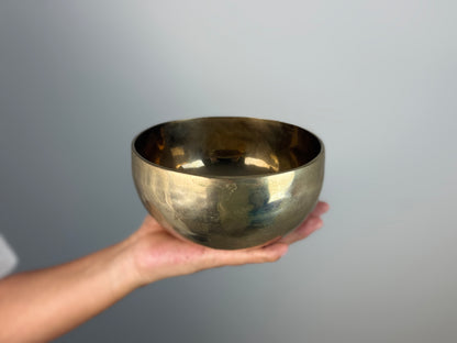 Melodic-Resonance Hand-Beaten Tibetan Singing Bowl – G♯3 & C♯6 | SB-026