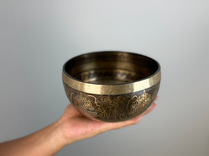 Ornamental Hand-Beaten Tibetan Singing Bowl – C4 & F6 | SB-029