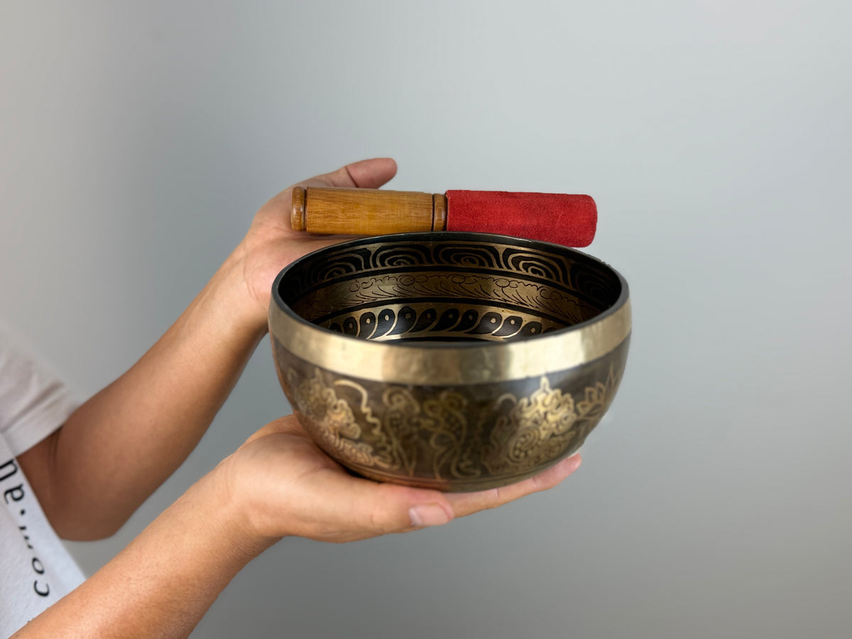 Ornamental Hand-Beaten Tibetan Singing Bowl – C4 & F6 | SB-029
