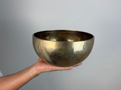 Harmonic-Resonance Hand-Beaten Tibetan Singing Bowl – D3 & G♯5 | SB-017