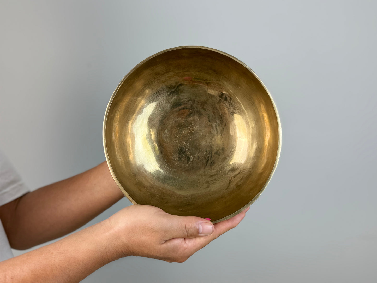 Loving-Kindness Hand-Beaten Tibetan Singing Bowl – E3 & A5 | SB-005