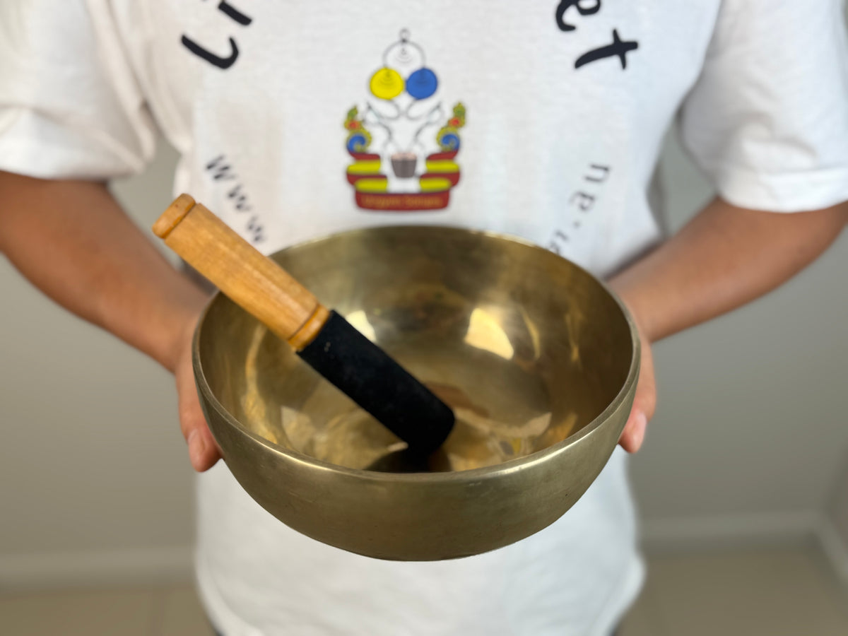 Bright-Resonance Hand-Beaten Tibetan Singing Bowl – F3 & A♯5 | SB-009
