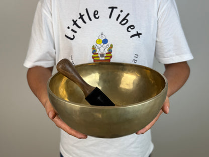 Grand-Resonance Hand-Beaten Tibetan Singing Bowl – G♯2 & D♯5 | SB-014