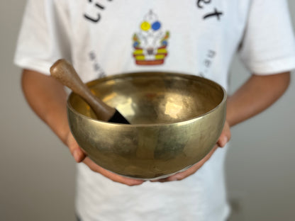 Powerful-Resonance Hand-Beaten Tibetan Singing Bowl – D3 & G♯5 | SB-022