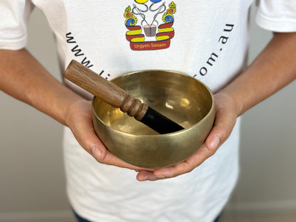 Sparkling-Resonance Hand-Beaten Tibetan Singing Bowl – D♯4 & G♯6 | SB-027