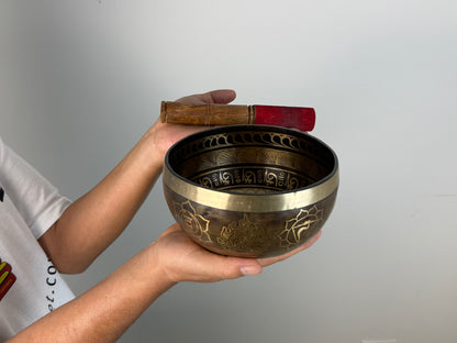 Chakra-Motif Hand-Beaten Tibetan Singing Bowl – B3 & E6 | SB-021