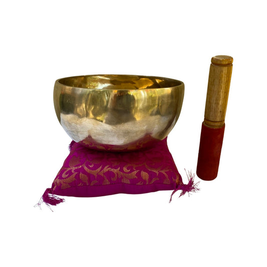 Deep sounding Singing Bowl, Hand beaten-Note C