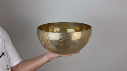 Earth-Tone Hand-Beaten Tibetan Singing Bowl – G♯2 & D♯5 | SB-032