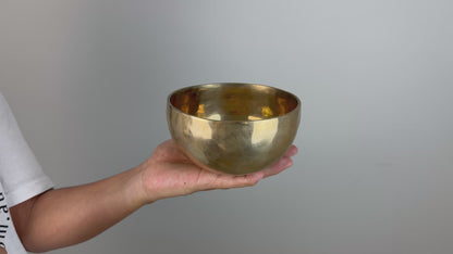 Crystal-Tone Hand-Beaten Tibetan Singing Bowl – F4 & A♯6 | SB-011