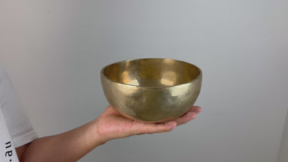 Balanced-Resonance Hand-Beaten Tibetan Singing Bowl – A♯3 & E6 | SB-013