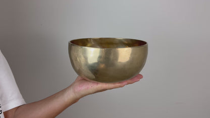 Warm-Resonance Hand-Beaten Tibetan Singing Bowl – E3 & A5 | SB-035